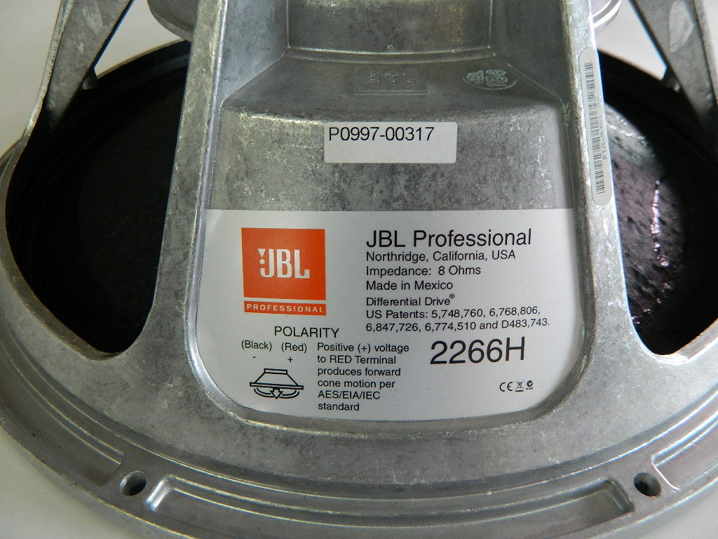 JBL 2266H 15